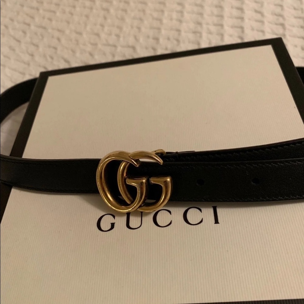 SOLD Gucci Mormont belt